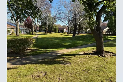 7306 Dunwood Court #7306, Fox Lake, IL 60020 - Photo 3