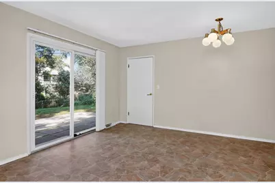 7714 Brookhaven Avenue, Darien, IL 60561 - Photo 7