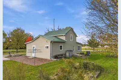 895 Stony Point, Dixon, IL 61021 - Photo 23