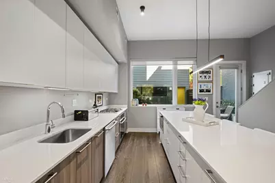 202 Harrison Street, Oak Park, IL 60304 - Photo 9