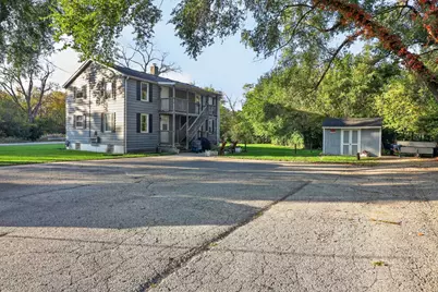 739 Austin Avenue, Aurora, IL 60505 - Photo 3