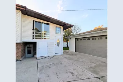 7314 W 115th Street, Worth, IL 60482 - Photo 17
