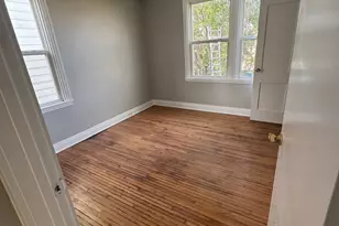 1320 Kinsey Ave, Joliet, IL 60436 - Photo 5