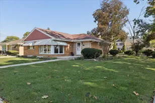 2341 Mayfair Ave, Westchester, IL 60154 - Photo 3