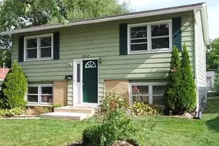 2312 Dover Rd, Waukegan, IL 60087 - Photo 1