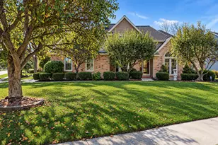 1N160 Partridge Dr, Wheaton, IL 60188 - Photo 1