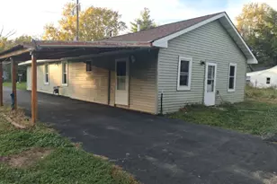 610 Garver Ave, Rockford, IL 61102 - Photo 1