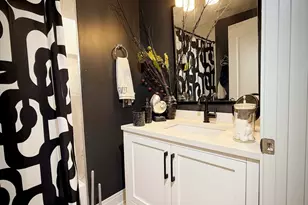 8607 S Maryland Ave, Chicago, IL 60619 - Photo 37