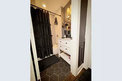 8607 S Maryland Avenue, Chicago, IL 60619 - Photo 15