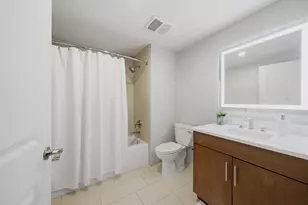 850 N Lake Shore Dr, Chicago, IL 60611 - Photo 13
