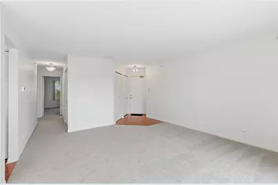 241 W Lynn Drive #6, Palatine, IL 60067 - Photo 9