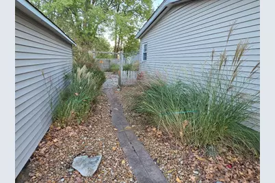 119 W Galaxy Drive, Chicago, IL 62898 - Photo 7