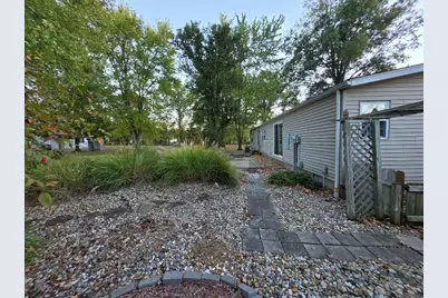 119 W Galaxy Drive, Chicago, IL 62898 - Photo 61