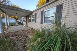 119 W Galaxy Dr, Chicago, IL 62898 - Photo 53