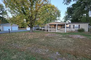 119 W Galaxy Dr, Chicago, IL 62898 - Photo 57