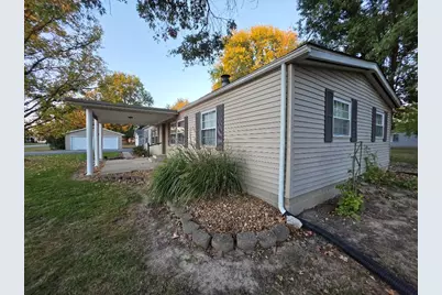 119 W Galaxy Drive, Chicago, IL 62898 - Photo 13