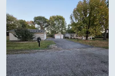 119 W Galaxy Drive, Chicago, IL 62898 - Photo 55