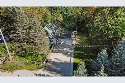 38551 N Hillandale Drive, Spring Grove, IL 60081 - Photo 3