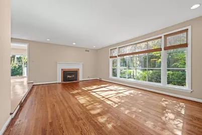 361 N Deere Park Drive E, Highland Park, IL 60035 - Photo 7