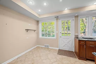 361 N Deere Park Drive E, Highland Park, IL 60035 - Photo 19