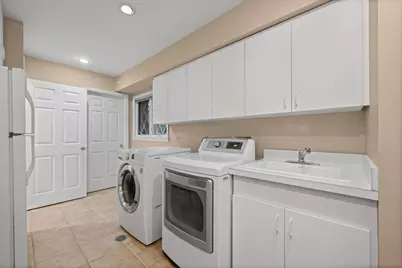 361 N Deere Park Drive E, Highland Park, IL 60035 - Photo 35