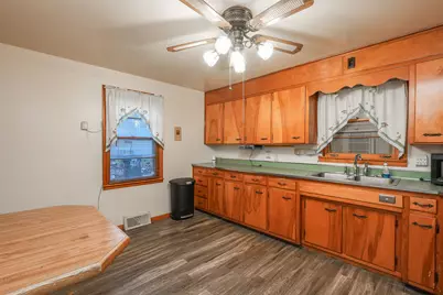 495 Cook Boulevard, Bradley, IL 60915 - Photo 9