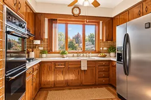 4311 W 108th Pl, Oak Lawn, IL 60453 - Photo 7
