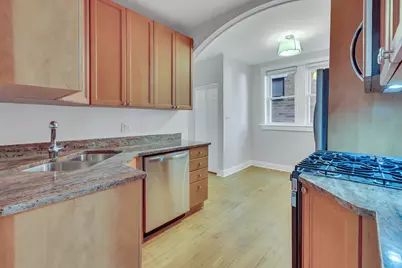 3404 N Bell Avenue #1, Chicago, IL 60618 - Photo 5