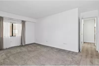 5500 W Lincoln Avenue #111E, Morton Grove, IL 60053 - Photo 9
