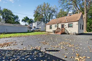 15711 Whipple Ave, Markham, IL 60428 - Photo 17