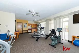 9355 Irving Park Rd, Schiller Park, IL 60176 - Photo 23