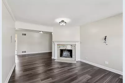 1931 Farnham Court, Schaumburg, IL 60194 - Photo 5
