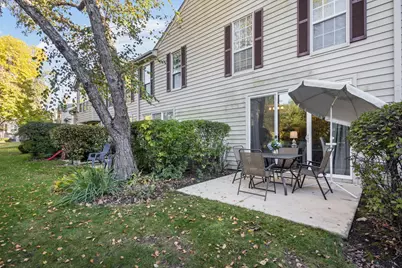 94 Golfview Drive, Glendale Heights, IL 60139 - Photo 23