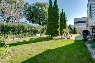 600 Thompson Boulevard, Buffalo Grove, IL 60089 - Photo 33