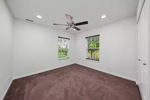 42 Marcel Ln, Schaumburg, IL 60194 - Photo 31
