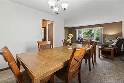 219 Lynbrook Drive, Bloomingdale, IL 60108 - Photo 19