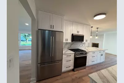 8832 Briarwood Lane, Orland Park, IL 60462 - Photo 5