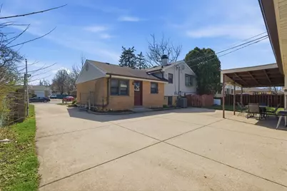1506 W Palm Drive, Mount Prospect, IL 60056 - Photo 3