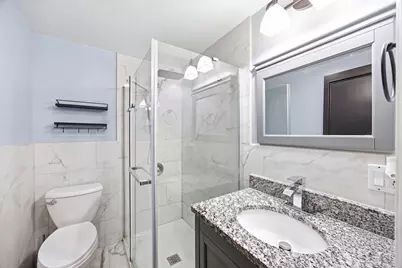 124 S Commonwealth Avenue, Elgin, IL 60123 - Photo 9