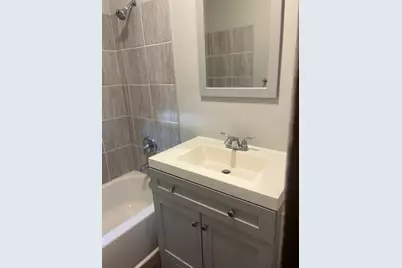 915 N Vine Street, Joliet, IL 60435 - Photo 15