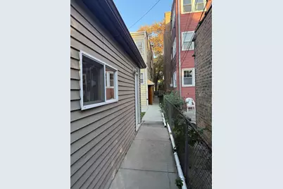 6704 N Rockwell Street, Chicago, IL 60645 - Photo 17