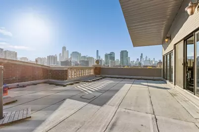 1426 N Orleans Street #202, Chicago, IL 60610 - Photo 17