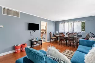 305 Somonauk St, Park Forest, IL 60466 - Photo 5