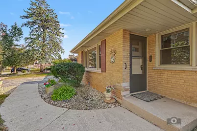 7917 W 112th Street, Palos Hills, IL 60465 - Photo 5