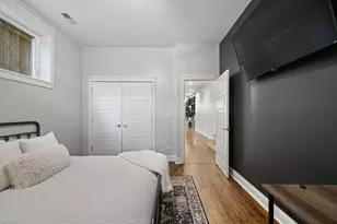 2828 N Dawson Ave, Chicago, IL 60618 - Photo 33