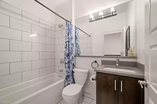 2828 N Dawson Ave, Chicago, IL 60618 - Photo 23