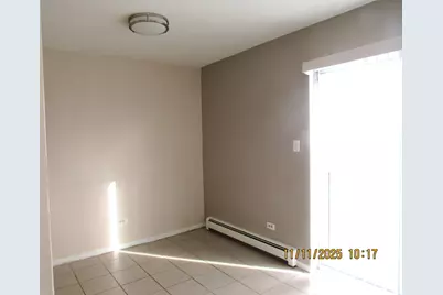 1156 Copperfield Lane #E, Schaumburg, IL 60193 - Photo 5