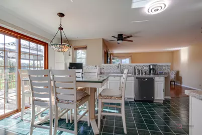2515 N Stratford Lane, Round Lake Beach, IL 60073 - Photo 7