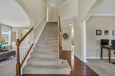 1764 Natures Way, Lindenhurst, IL 60046 - Photo 7