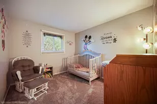 1027 Country Club Ln, Schaumburg, IL 60193 - Photo 11